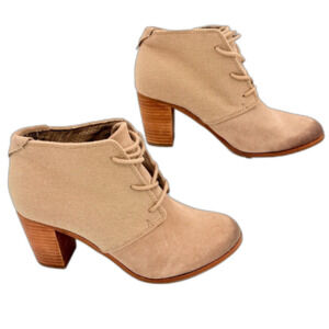 Toms Lunata Tan Suede Lace Up Ankle Boots size 7.5
